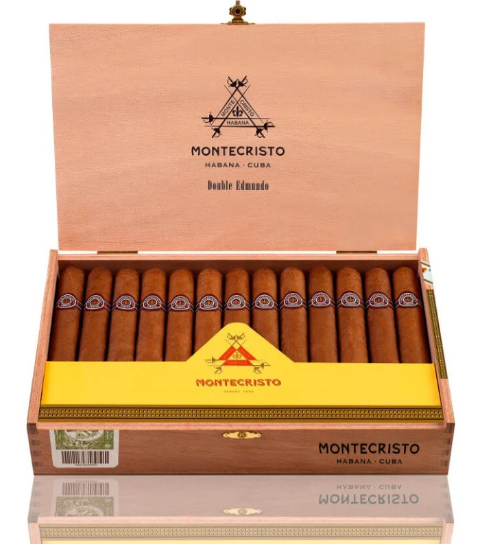 Charuto Montecristo Double Edmundo Paulinia